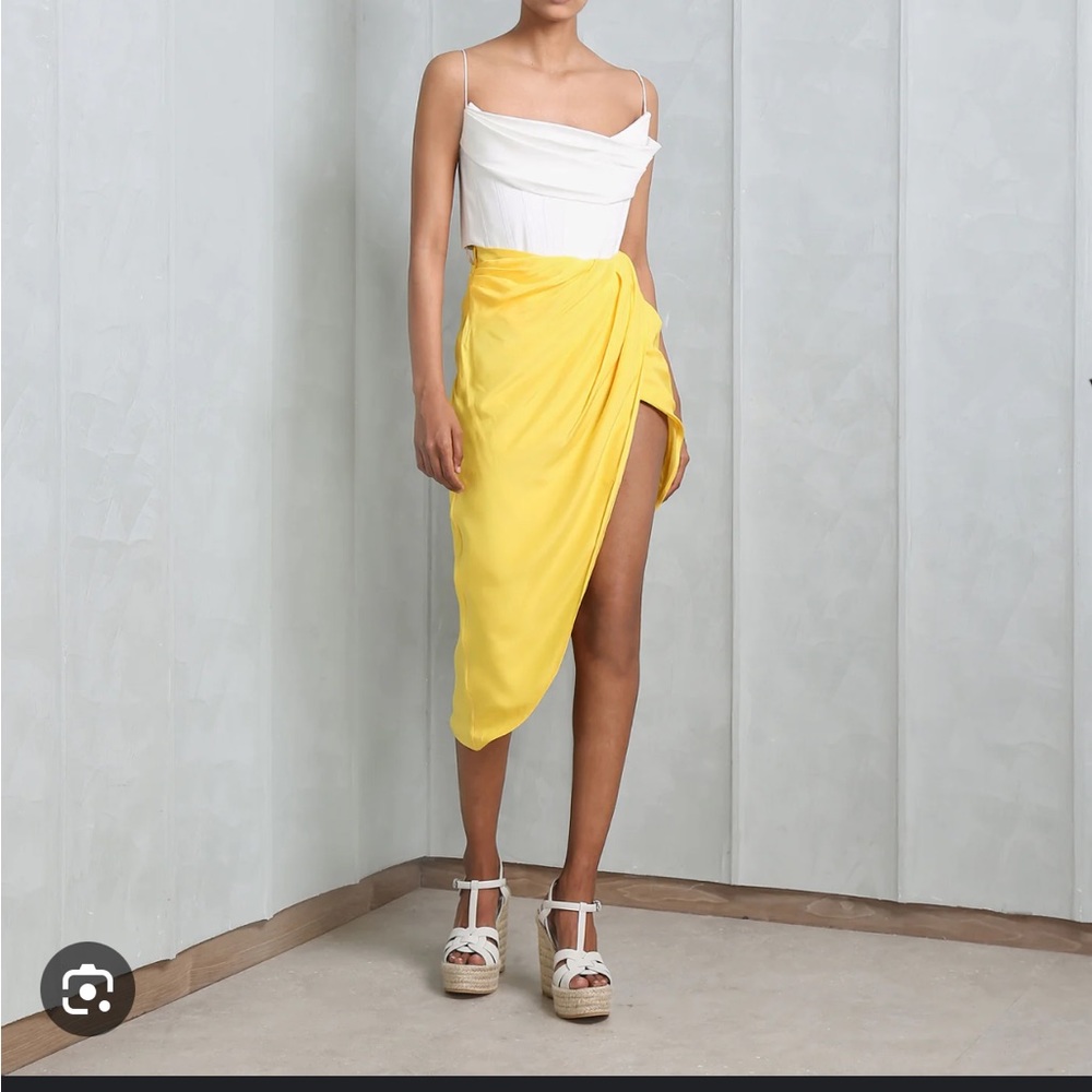 Gauge81 Paita skirt in yellow size XS. New with tags